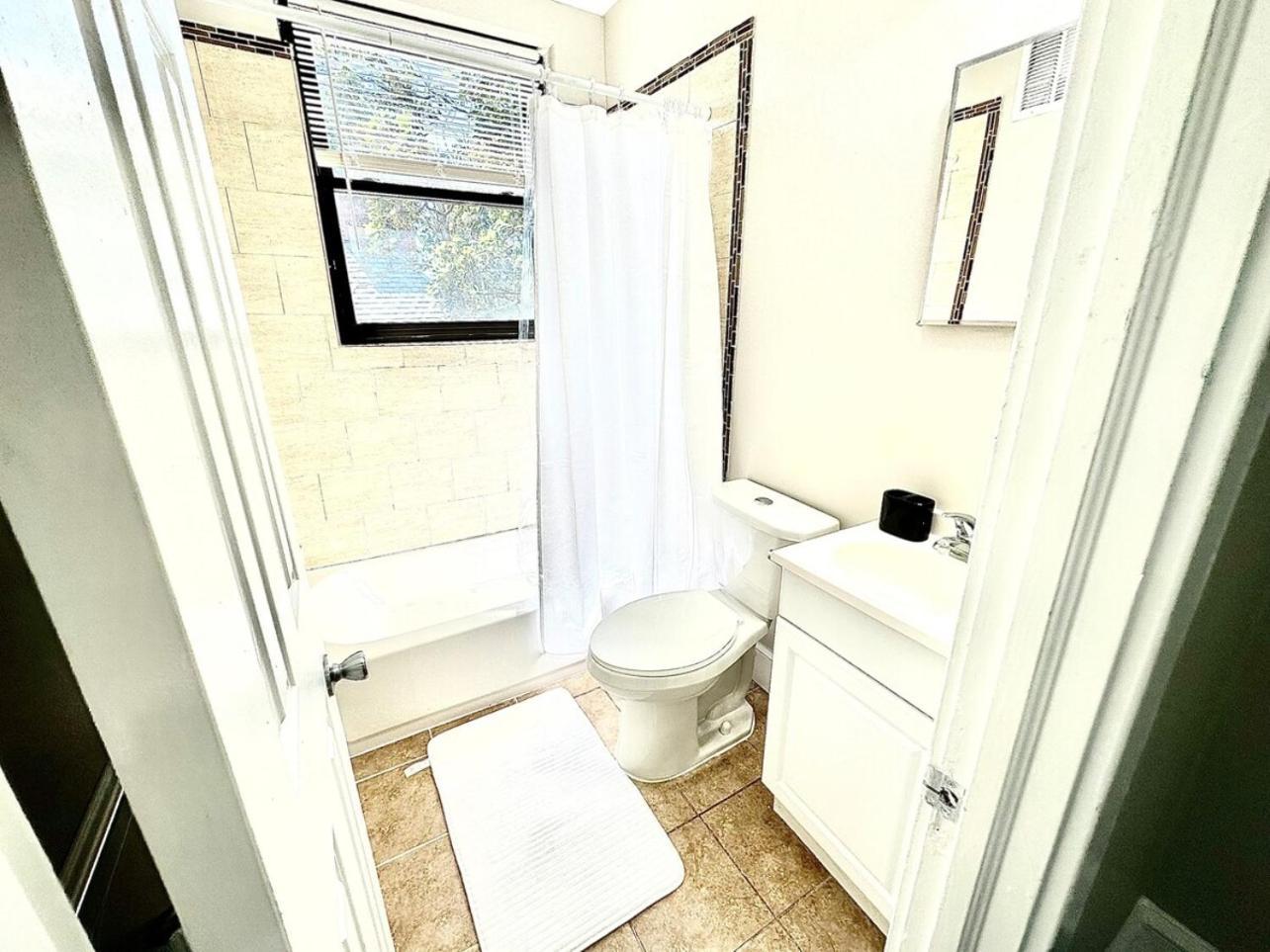 Lennox C301 Peaceful & Perfect Apartment